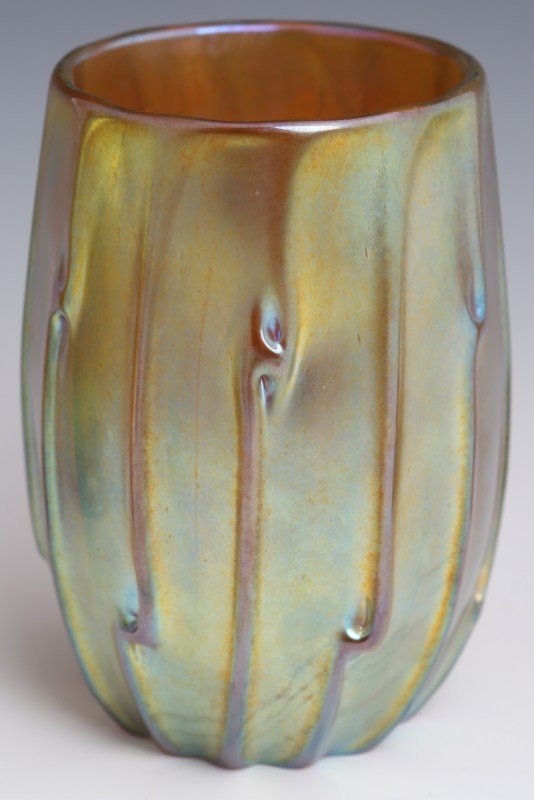 LUNDBERG ART GLASS LUSTER VASE SIGNED
