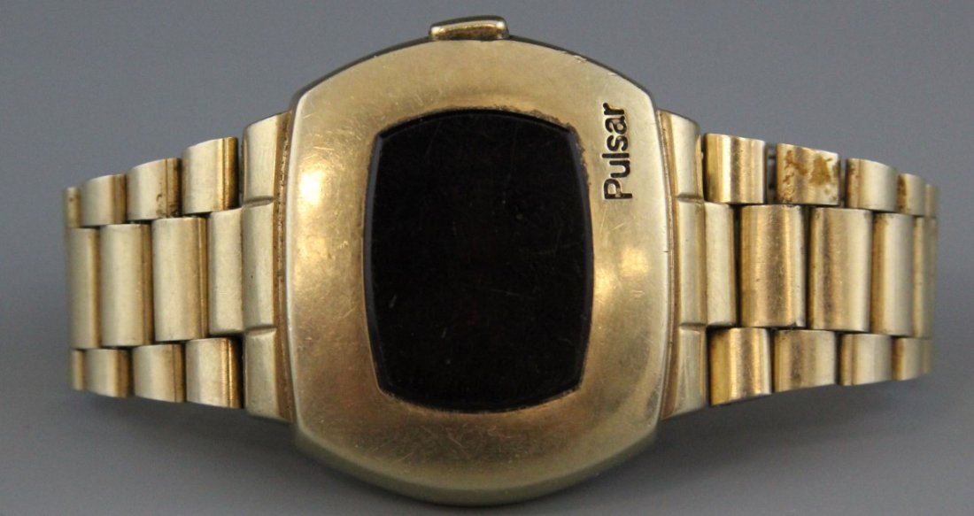 VINTAGE 14K GOLD FILLED MEN'S PULSAR DIGITAL WATCH - Jun 02, 2013 | Manor Auctions in FL