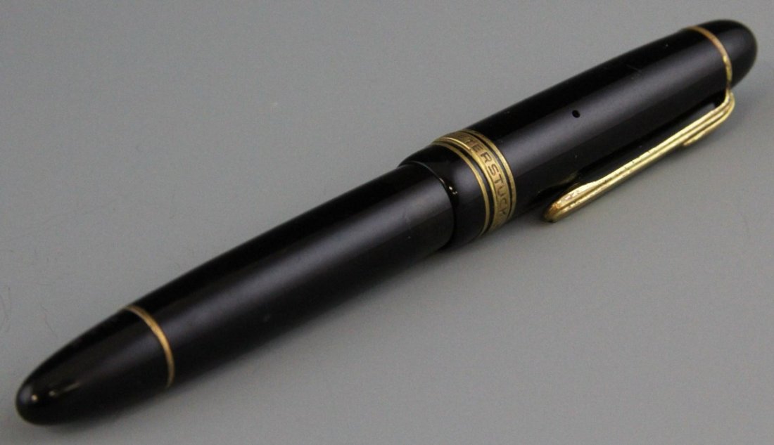 EARLY 1950'S MONT BLANC MEISTERSTUCK 146 G: EARLY 1950'S MONT BLANC MEISTERSTUCK 146 G Mont Blanc Meisterstuck pen, early 1950's, 146 G OBB. Nib: 4810, M, 14C, Montblanc, 585. Size: 5.25"