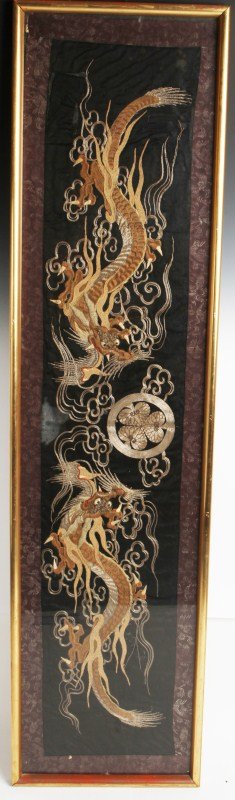 JAPANESE EDO PERIOD CREWEL EMBROIDERY OF DRAGONS: JAPANESE EDO PERIOD CREWEL EMBROIDERY OF DRAGONS A very fine bullion twist thread embroidery to silk, depicting two dragons. Some losses to the silk and minor stitching faults. Framed. Size: 69.5 x 17