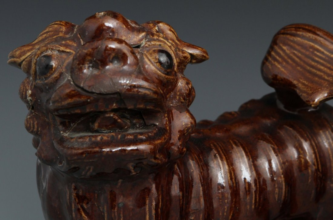 (2) CERAMIC FOO DOG STATUES WITH STANDS - 2