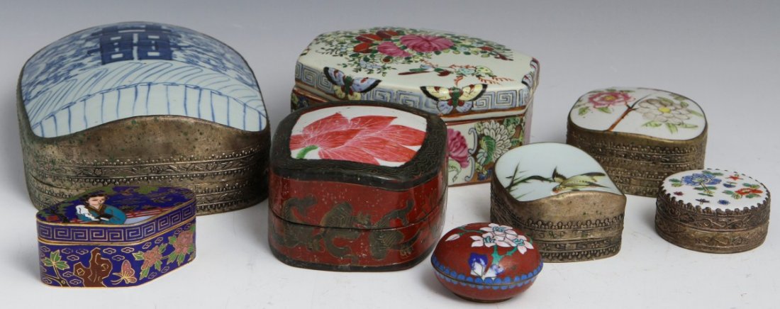 (8) ASIAN LIDDED TRINKET BOXES
