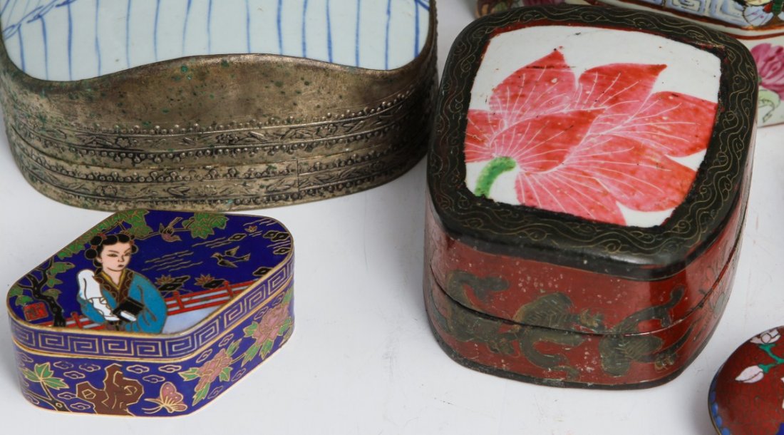 (8) ASIAN LIDDED TRINKET BOXES - 4
