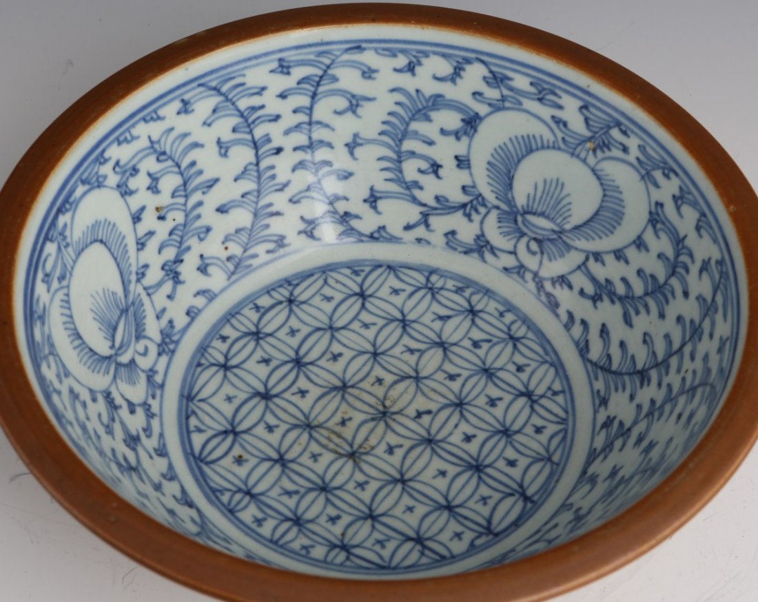 19TH CENTURY CHINESE EARTHENWARE BOWL - 2