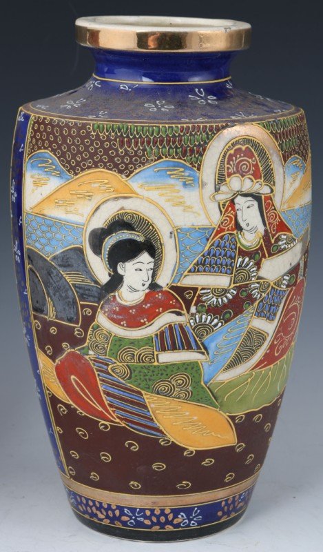 KOREAN AND JAPANESE DECORATIVE HOUSEHOLD VASES - 3