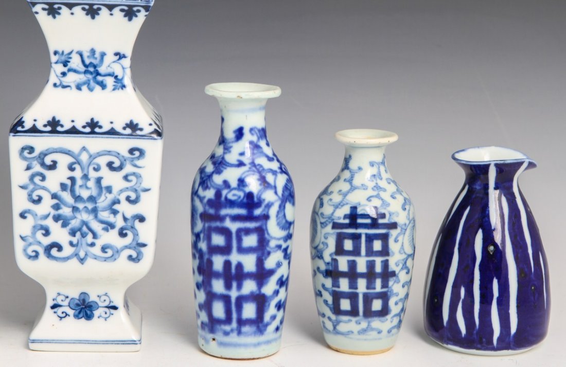 (7) BLUE & WHITE ASIAN PORCELAIN PITCHERS & VASES - 3