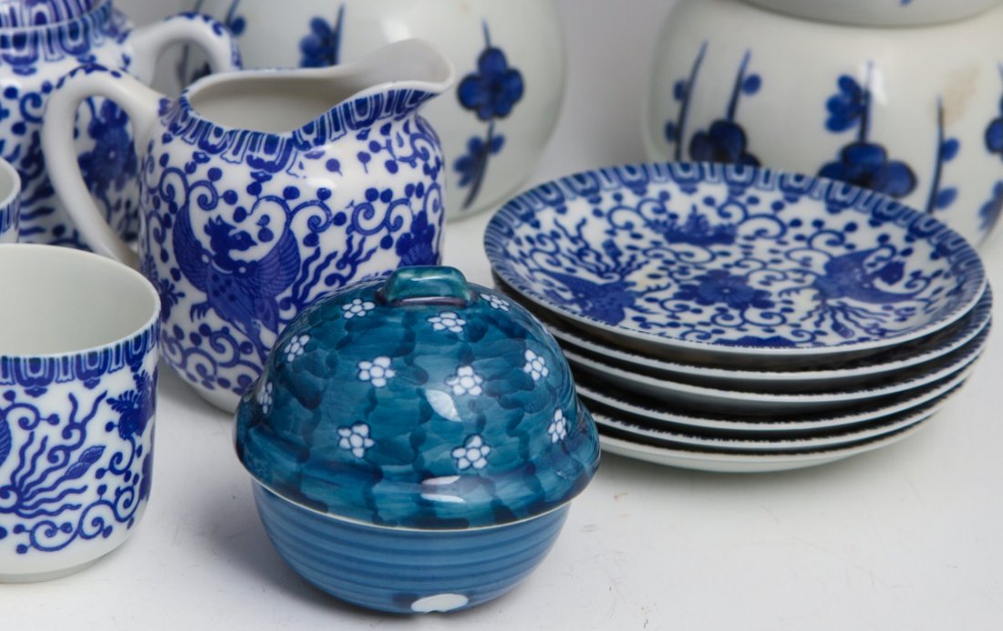 BLUE AND WHITE PORCELAIN TEA SET AND JARS - 3