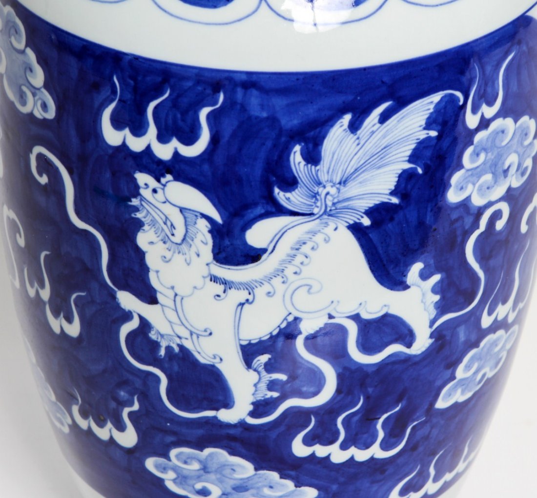CHINESE BLUE AND WHITE PORCELAIN VASE - 2