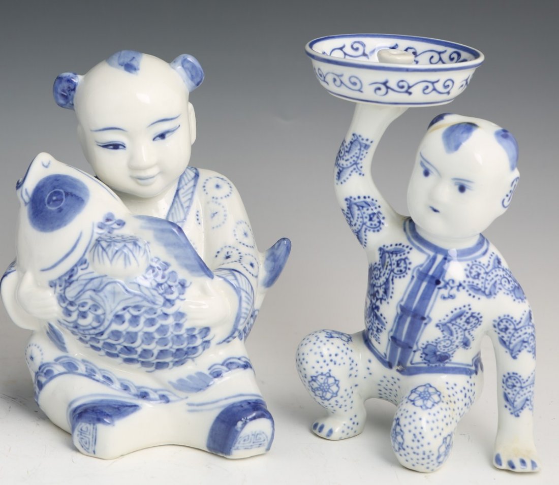 CHINESE BLUE AND WHITE PORCELAIN - 3