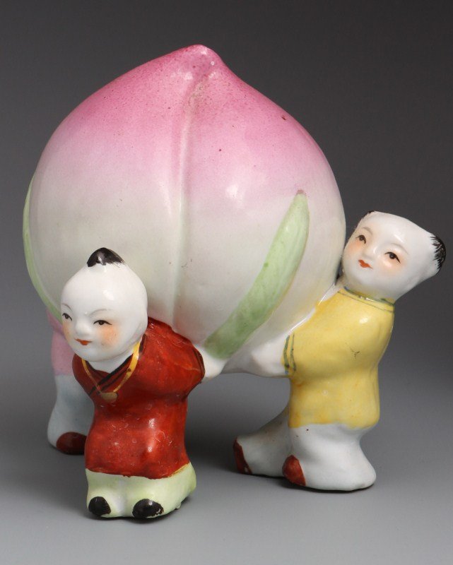 CHINESE FAMILLE ROSE SEVEN BOY FERTILITY VASE - 3