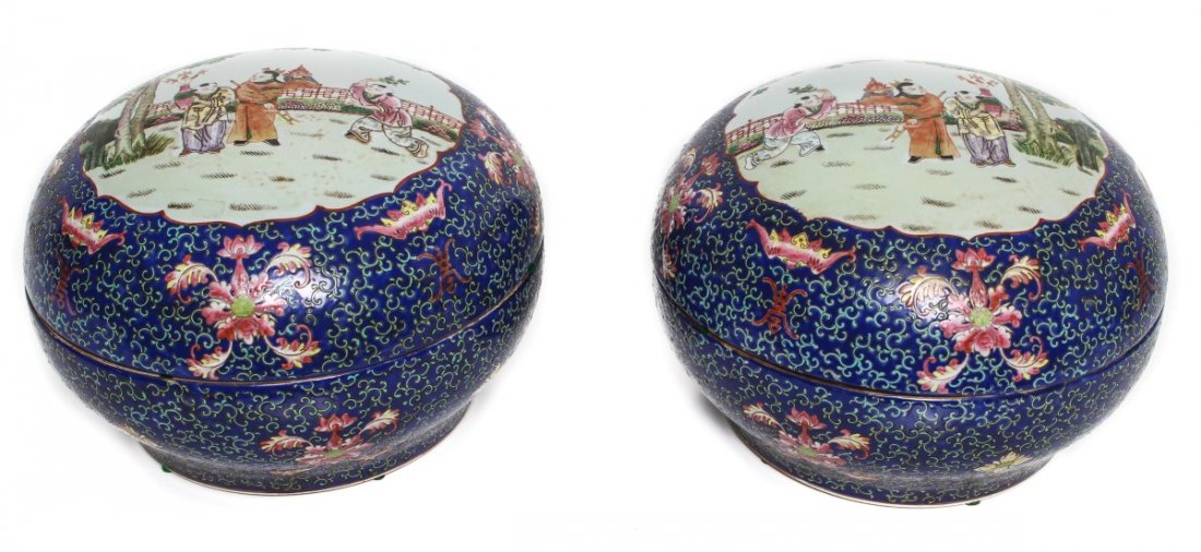 CHINESE QING FAMILLE ROSE PORCELAIN LIDDED BOWLS
