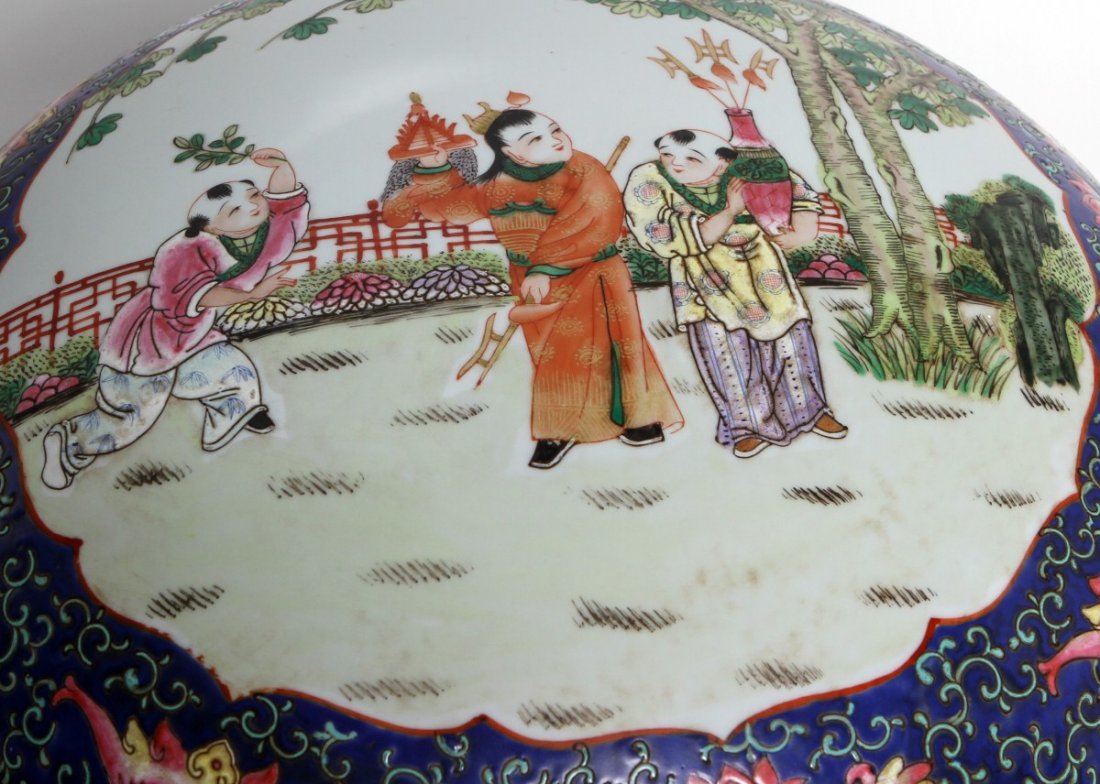CHINESE QING FAMILLE ROSE PORCELAIN LIDDED BOWLS - 4