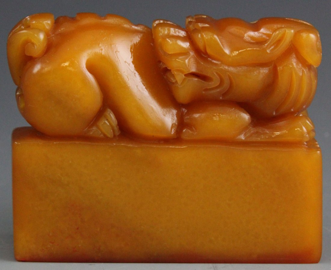 CHINESE TIANHUANG CARVED STONE DRAGON SEAL