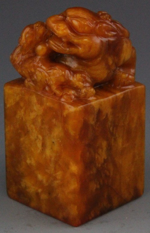 CHINESE TIANHUANG CARVED STONE DRAGON SEAL