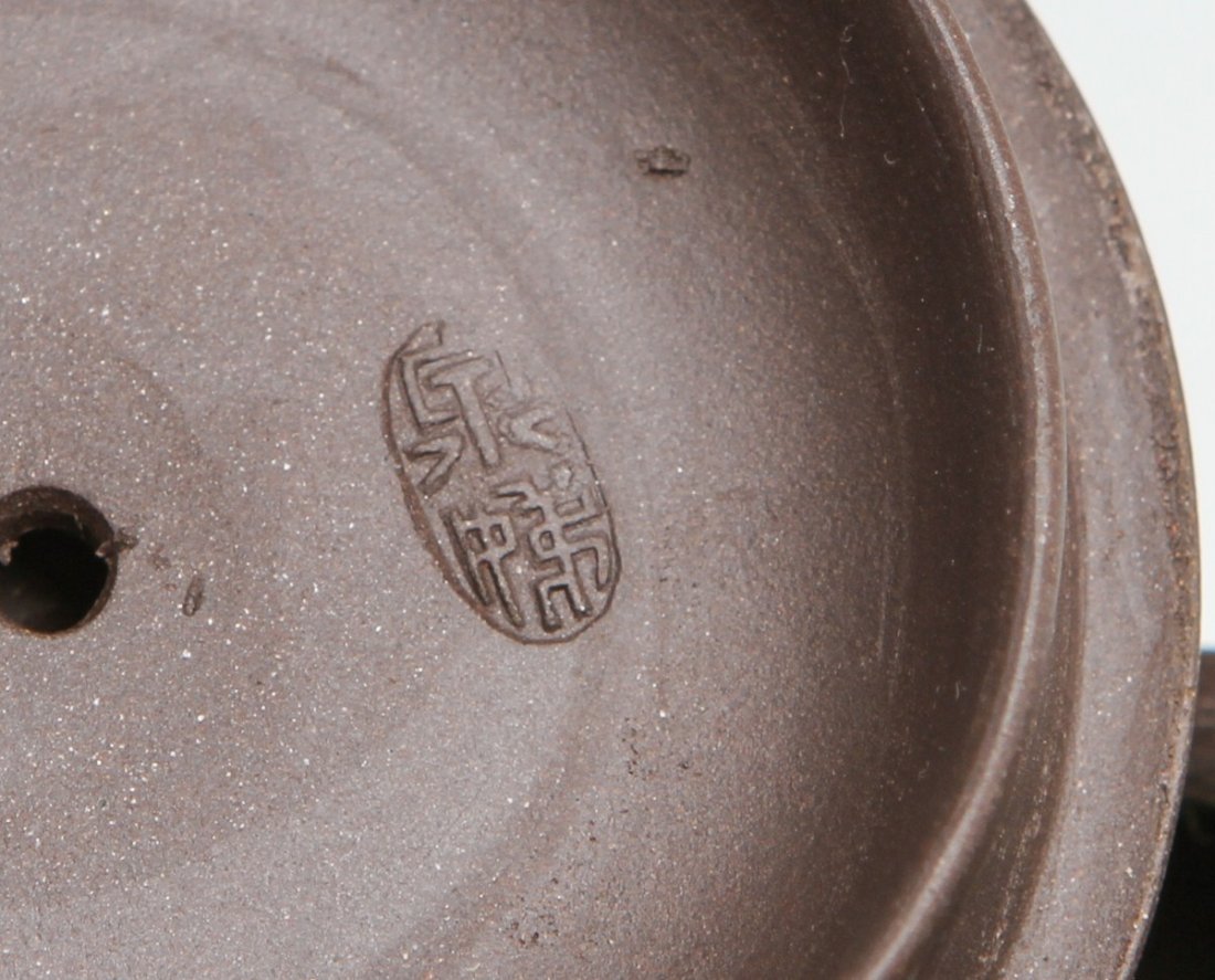 (2) CHINESE CERAMIC TEA POTS - 3