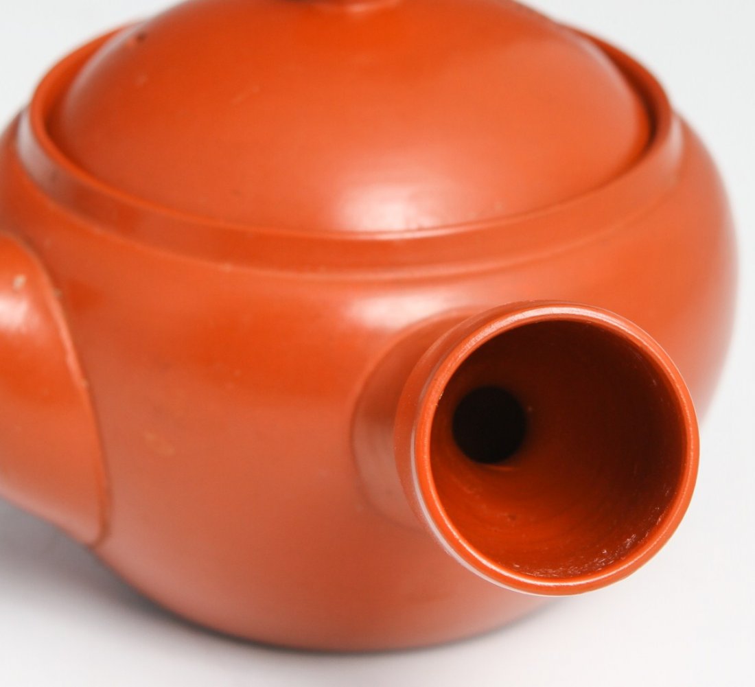 (2) CHINESE CERAMIC TEA POTS - 6