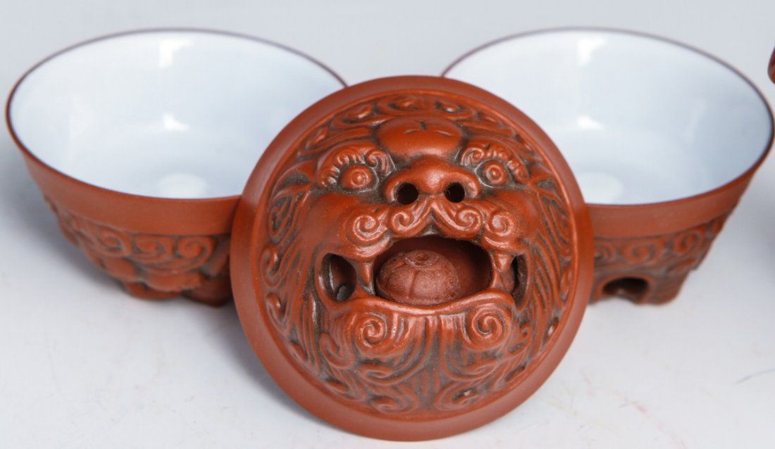 YIXING ZISHA SHISHI TEAPOT WITH MATCHING CUPS - 2