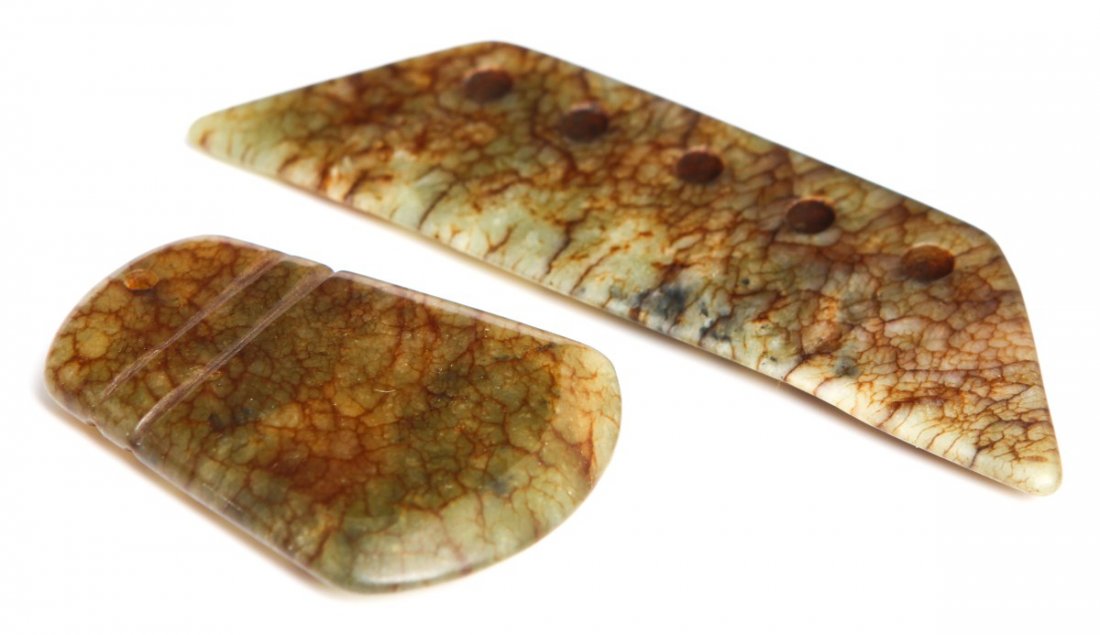 MOTTLED CHINESE JADE RHOMBOID, CRAB & PENDANT - 3