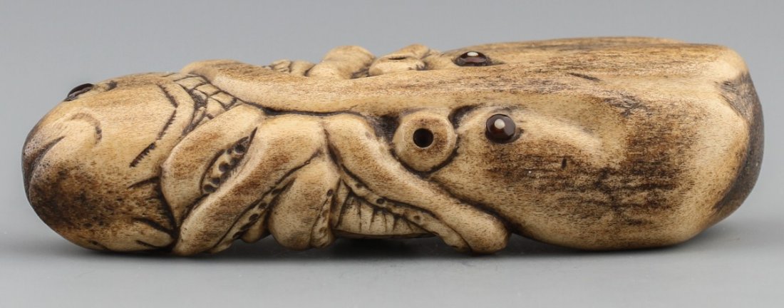 CARVED BONE NETSUKE OCTOPUS EATING FISH - 2