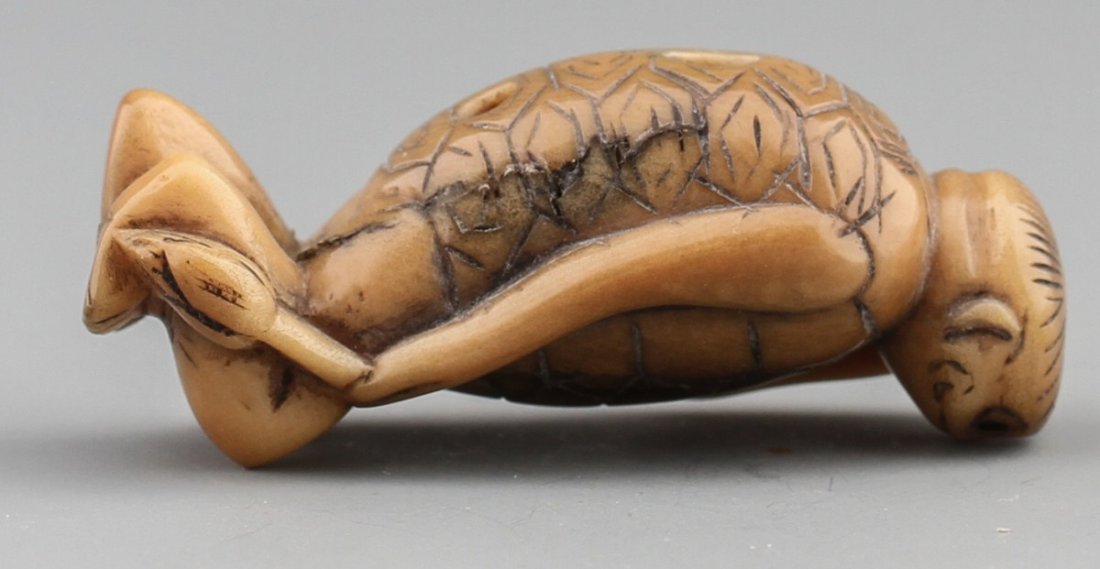 JAPANESE CARVED IVORY NETSUKE OF KAPPA - 3