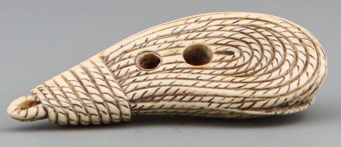 CARVED IVORY NETSUKE RAT ON ROPE - 3