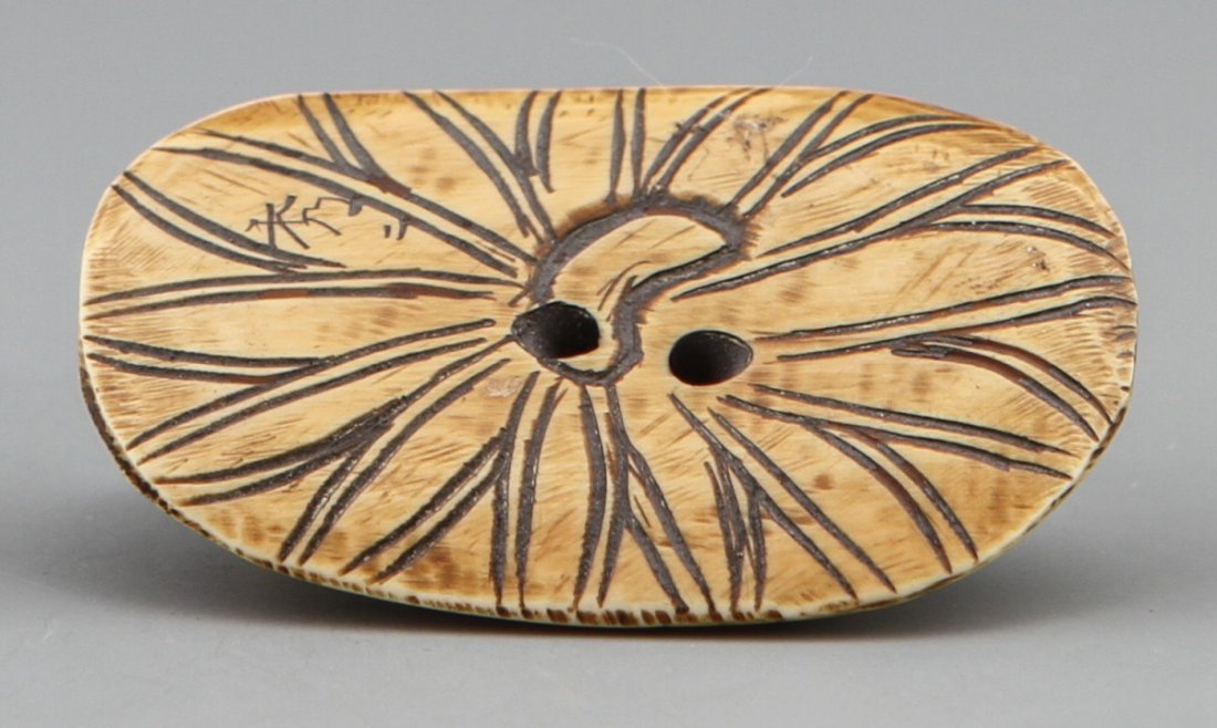 CARVED IVORY NETSUKE CROCODILE SIGNED - 3