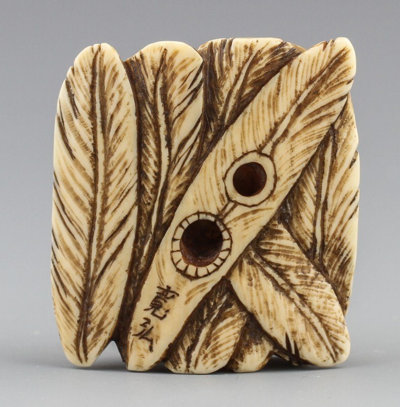 JAPANESE CARVED IVORY NETSUKE GROUP OF FISH SIGNED - 3
