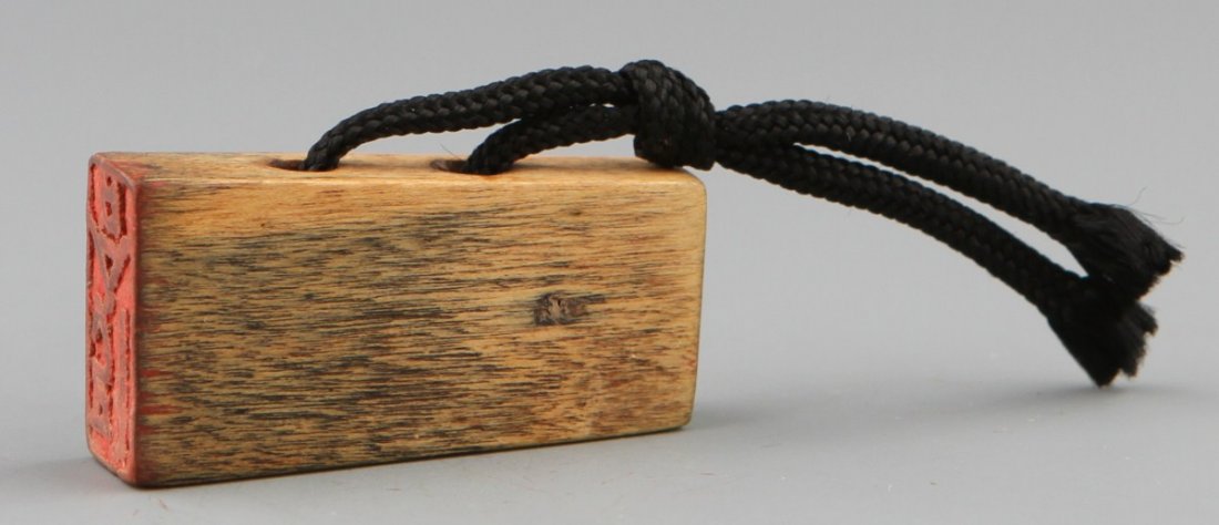 JAPANESE CARVED WOODEN NETSUKE STAMP