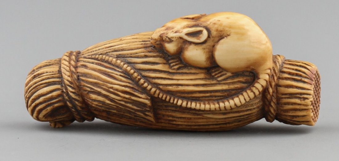 CARVED IVORY KARAKURI NETSUKE RAT WITH SNAKE - 2