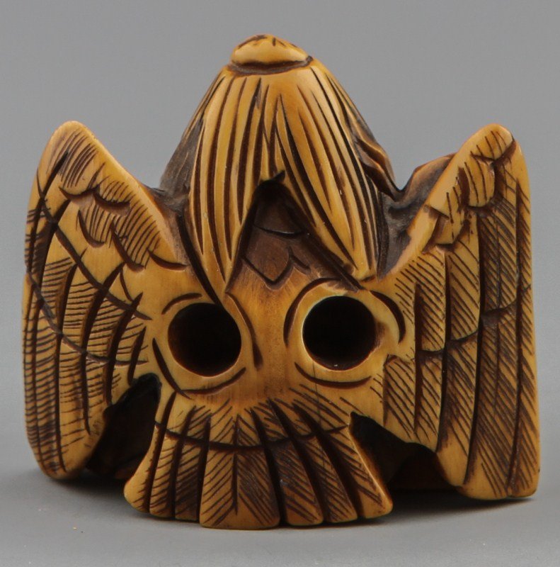 JAPANESE CARVED IVORY NETSUKE NAMAHAGE - 2