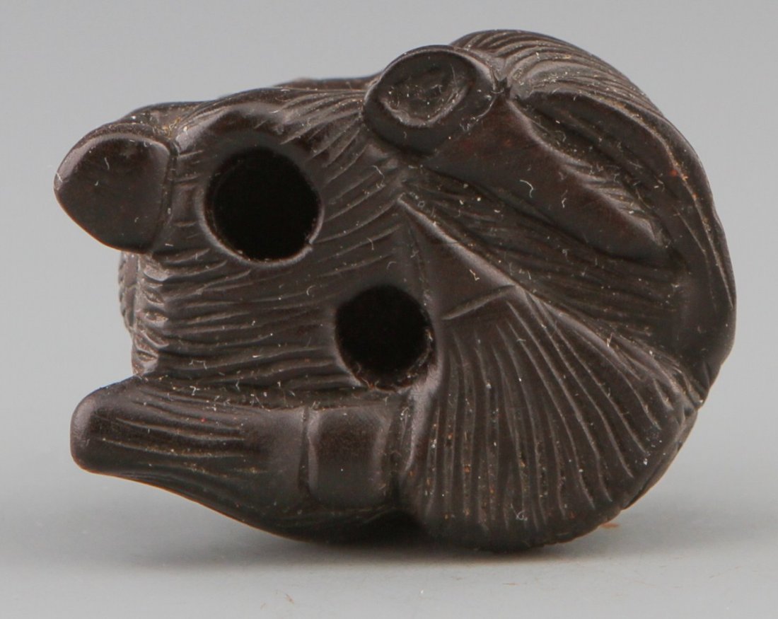 JAPANESE CARVED WOODEN NETSUKE LYING HORSE - 3