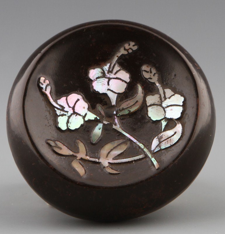 JAPANESE CARVED STONE NETSUKE