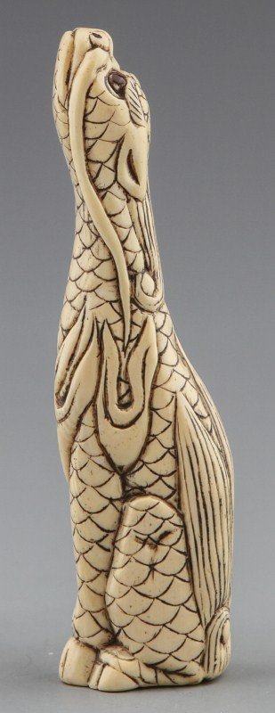 JAPANESE CARVED IVORY NETSUKE MING DRAGON