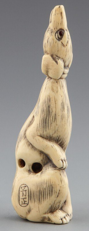 JAPANESE CARVED IVORY SASHI NETSUKE DOG - 2