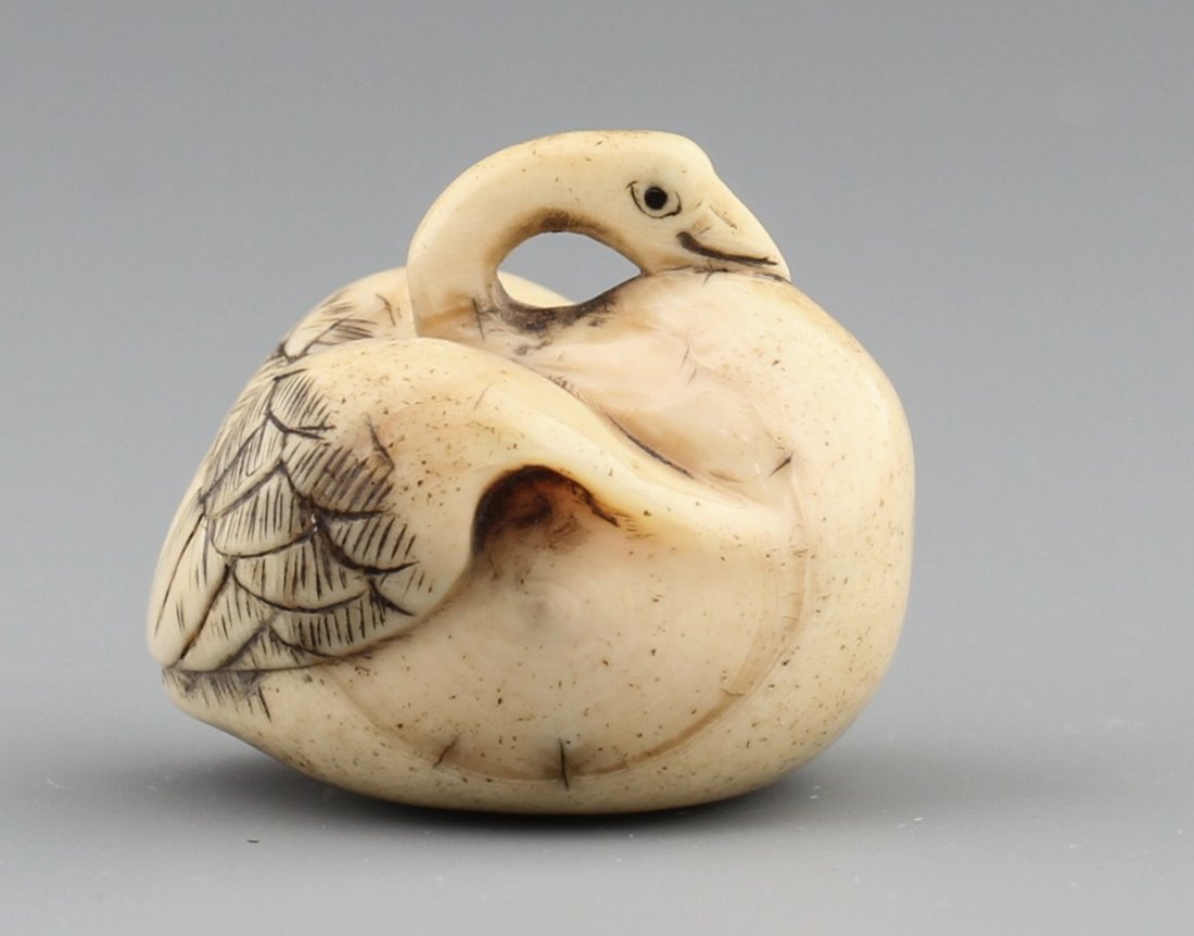 JAPANESE CARVED IVORY NETSUKE SWAN