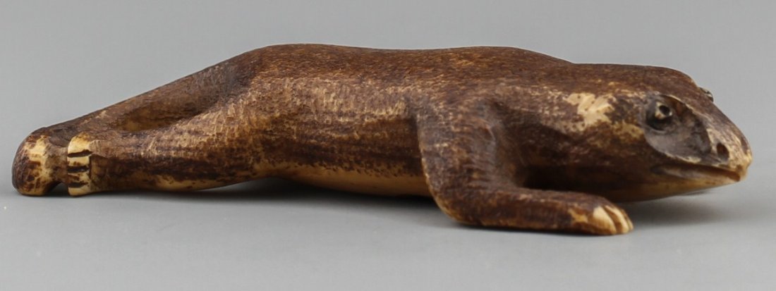 JAPANESE CARVED IVORY NETSUKE SALAMANDER