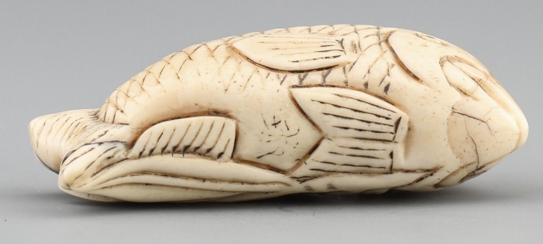JAPANESE CARVED IVORY NETSUKE FISH - 3