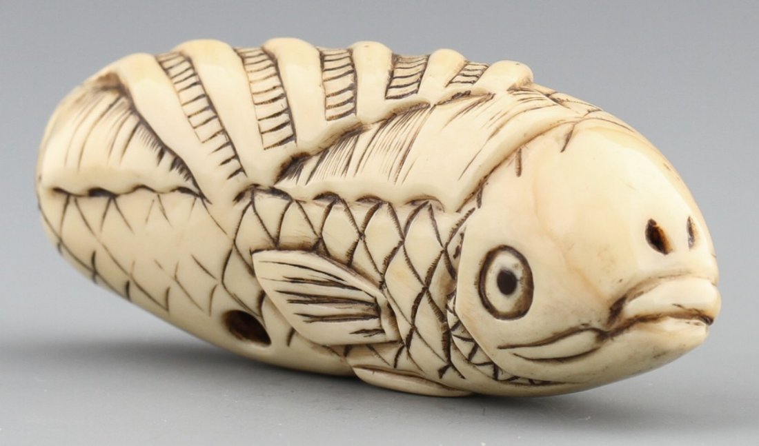 JAPANESE CARVED IVORY NETSUKE FISH SHUNBOU