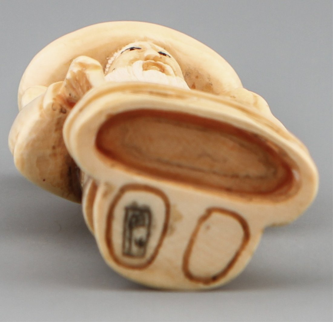 JAPANESE CARVED IVORY NETSUKE ELDER WITH BASKET - 3