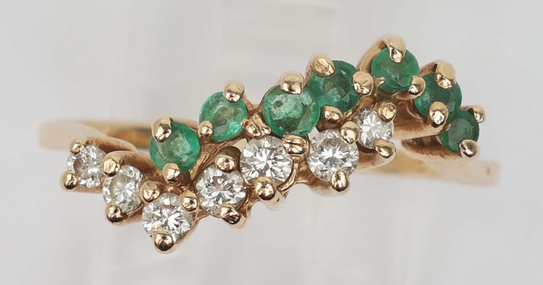 14K EMERALD & DIAMOND RING - 2