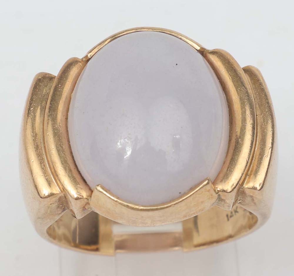 14K YELLOW GOLD LAVENDER JADE RING: 14K yellow gold mid century ring featuring a cabochon lavender jade stone. 15x17mm gem Size: 7.5 Weight: 10.3 grams Must be paid by Certified Check, money order, or wire transfer ($15 fee). NO CREDIT