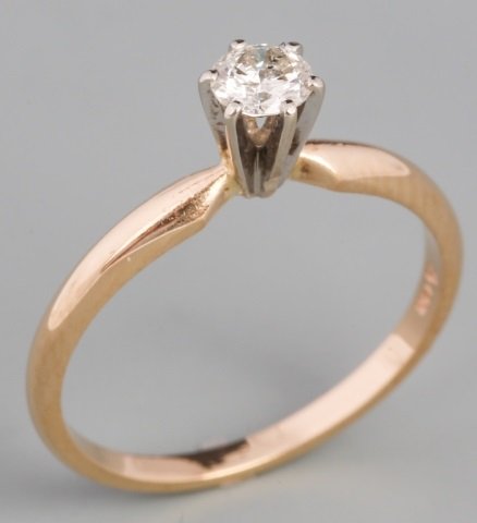 14K YELLOW GOLD ROUND DIAMOND SOLITAIRE RING: 14K YELLOW GOLD ROUND DIAMOND SOLITAIRE RING Ladies 14K yellow gold, six prong solitaire ring with a round cut diamond weighing approximately .30 ct with H color and SI2 clarity. Weight: 2 g Size: 7