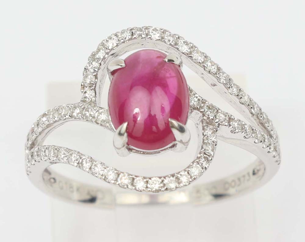 18K WHITE GOLD RUBY & DIAMOND RING - 2