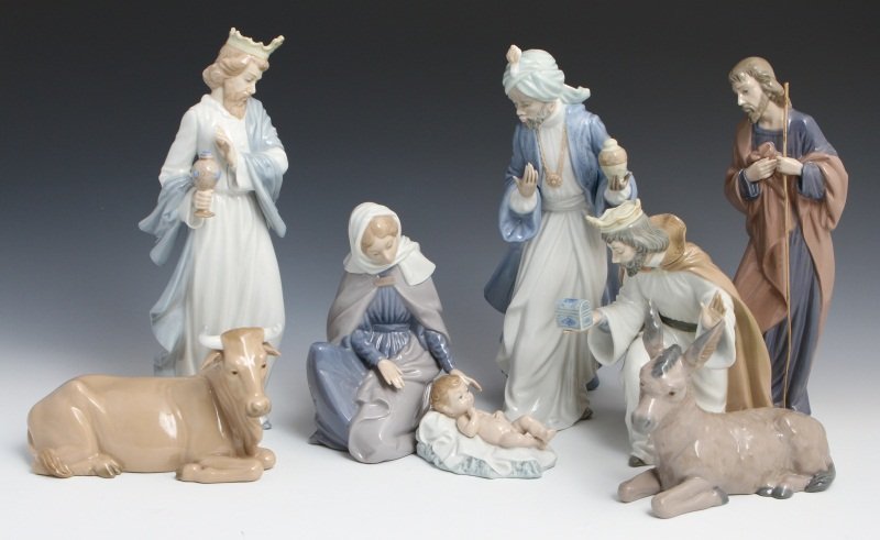 NAO LLADRO PORCELAIN NATIVITY 8 FIGURE SET: NAO LLADRO PORCELAIN NATIVITY 8 FIGURE SET Eight piece Nao Lladro Nativity Set. 02000306 Saint Joseph, 0307 Virgin Mary, 0312 Baby Jesus, 0309 Calf, 0310 Donkey, 0412 King Gaspar with Cup, 0413 King M