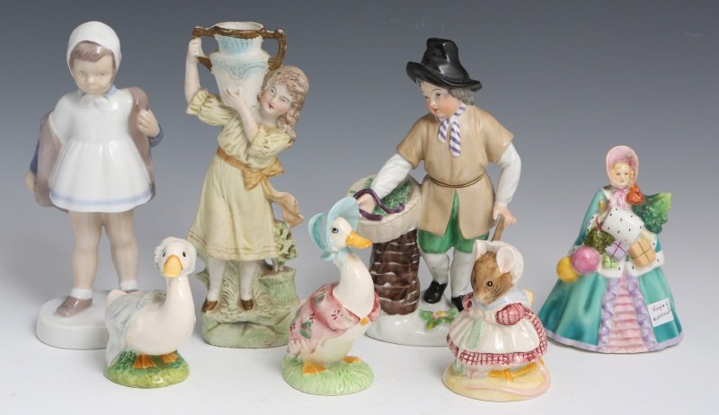 (7) MIXED LOT OF PORCELAIN FIGURES: (7) MIXED LOT OF PORCELAIN FIGURES (7) Porcelain figures. Three porcelain figures from Beatrix Potter; Rebeccah Puddle Duck, Jimima Puddle Duck and The Old Woman Who Lived in a Shoe. A porcelain piece