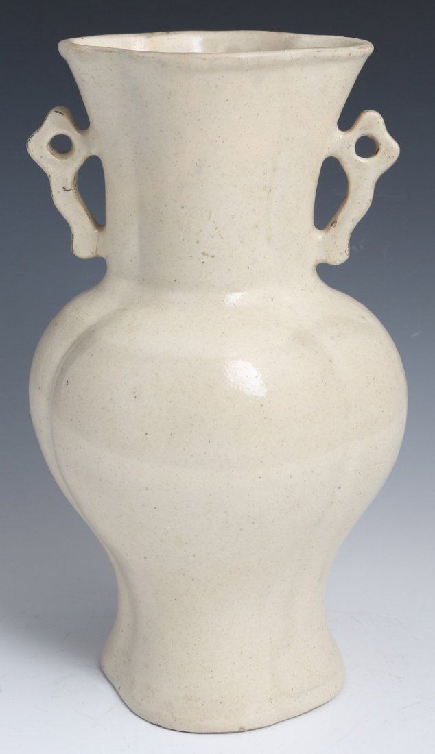 CHINESE MING STYLE STONEWARE VASE WITH WHITE GLAZE Feb 23, 2014