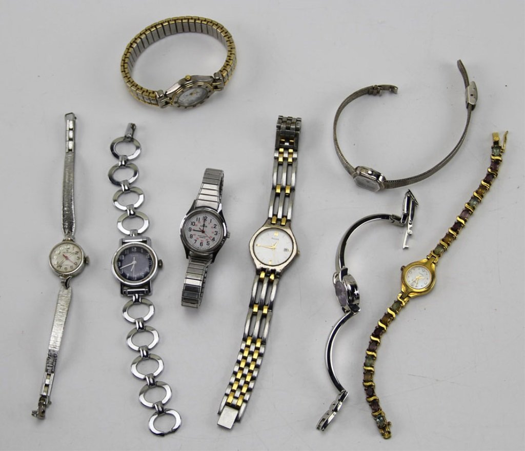 MIXED LOT OF LADIES WATCHES: MIXED LOT OF LADIES WATCHES Mixed lot of ladies wrist watches. Includes Timex, Pulsar, Helbros, Geneve, and more. Weight: 207.8g total