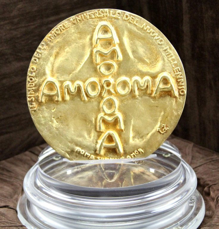 AMOROMA MILLENIUM SYMBOL PRESENTATION BRONZE (1 of 4)