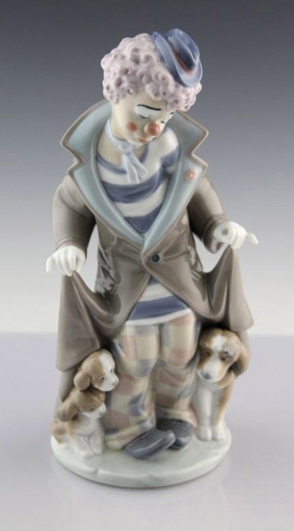 LLADRO PORCELAIN SURPRISE #5901 FIGURE (1 of 3)