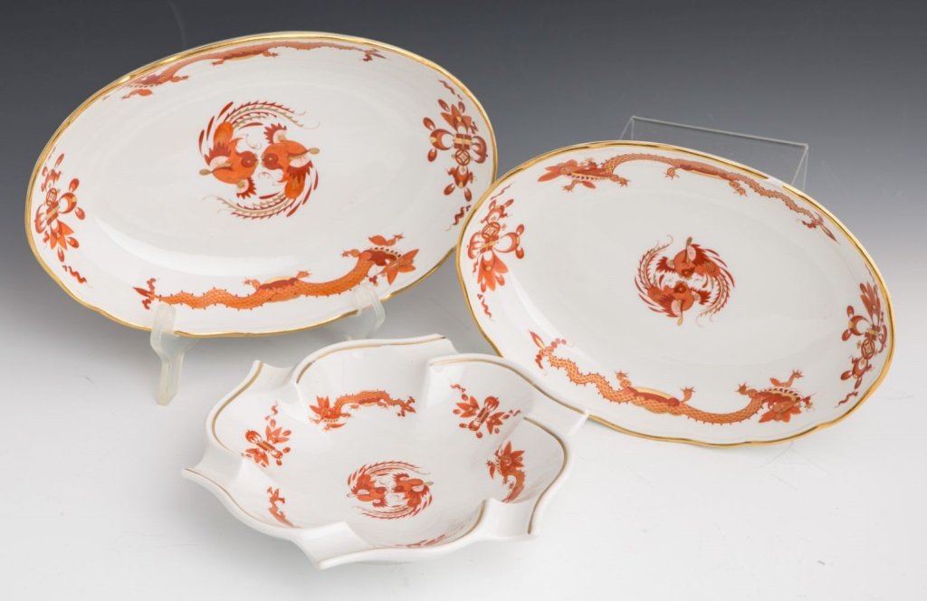 (3) MEISSEN MING DRAGON PATTERN SERVING PIECES (1 of 3)